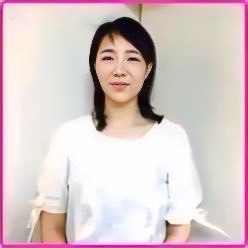 女性２